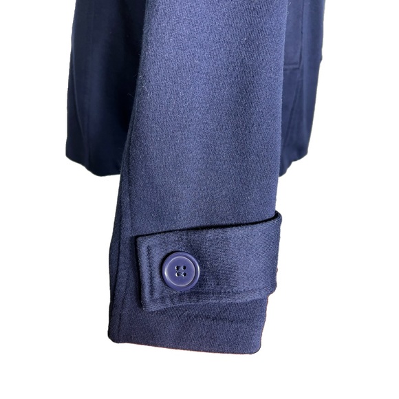 Cute blue blazer with two buttons size medium cotton/polyester - Picture 4 of 8